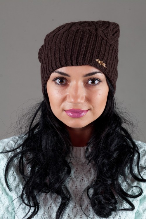 Женская вязанная шапка Atrics WH316-Brown