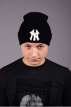 зимние шапки, Мужская шапка New York Black