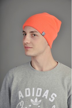 Мужская трикотажная шапка Ozzi оранжевая