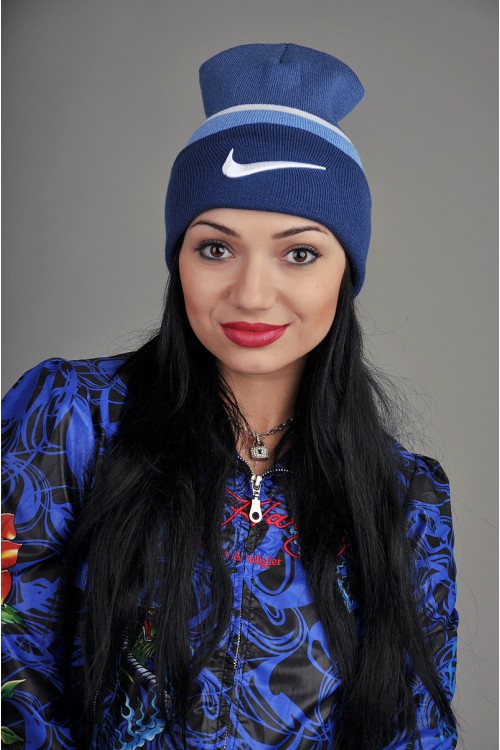 Женская спортивная шапка Nike BWB