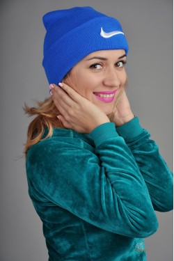 Женская спортивная шапка Nike синяя