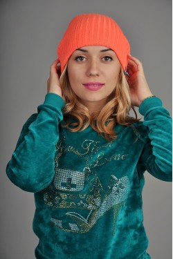 Женская трикотажная шапка Ozzi Warm оранжевая