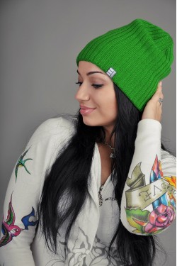 Женская трикотажная шапка Ozzi Warm зеленая